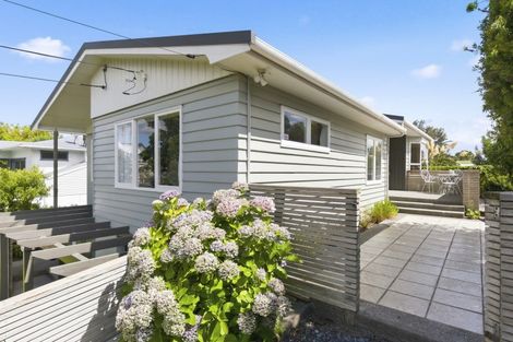 Photo of property in 7 Whyte Street, Paraparaumu Beach, Paraparaumu, 5032
