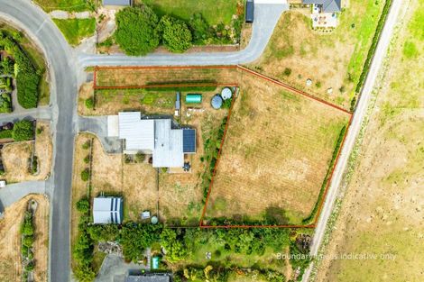Photo of property in 16 Grefor Lane, Waitarere, Levin, 5574
