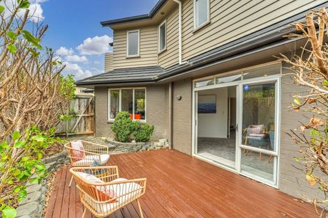 Photo of property in 12 Kouras Place, Flat Bush, Auckland, 2016