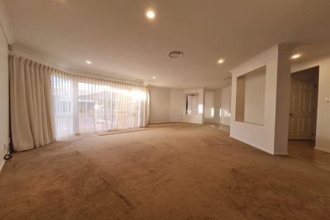 Photo of property in 15 Keppoch Court, Dannemora, Auckland, 2016