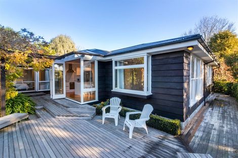 Photo of property in 9 Joyce Crescent, Ilam, Christchurch, 8041