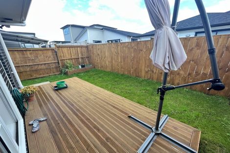 Photo of property in 5a Rapoi Lane, Karaka, Papakura, 2113