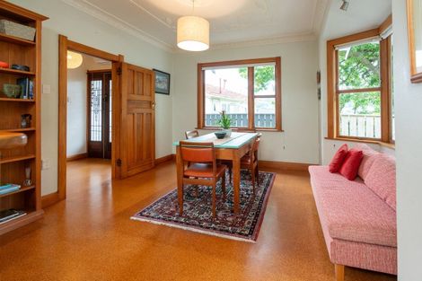 Photo of property in 53 Severn Street, Island Bay, Wellington, 6023