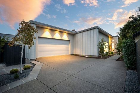 Photo of property in 23 Waiwetu Street, Fendalton, Christchurch, 8052