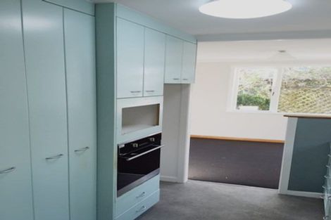 Photo of property in 6 Peach Road, Glenfield, Auckland, 0629