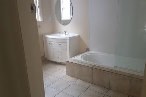 Photo of property in 9 Collingwood Street, Hokowhitu, Palmerston North, 4410