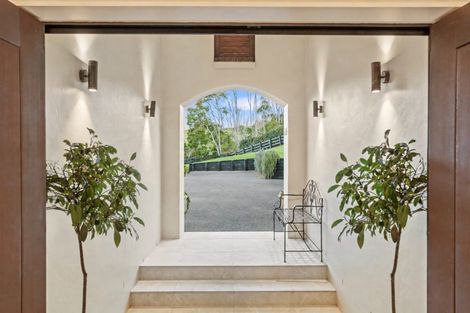 Photo of property in 61a Whitford Park Road, Whitford, Manurewa, 2576