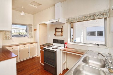 Photo of property in 37 Somerfield Street, Somerfield, Christchurch, 8024