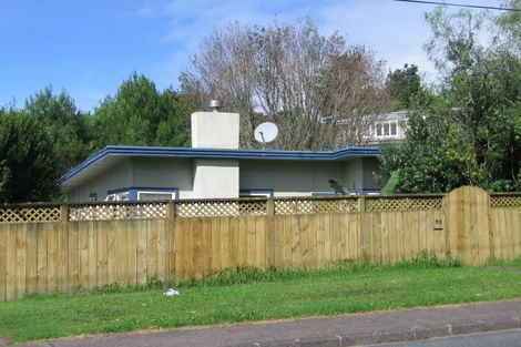 Photo of property in 50 Derwent Crescent, Titirangi, Auckland, 0604