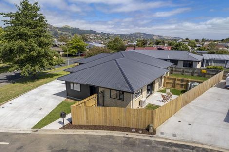 Photo of property in 100 Hagart-alexander Drive, Mosgiel, 9024