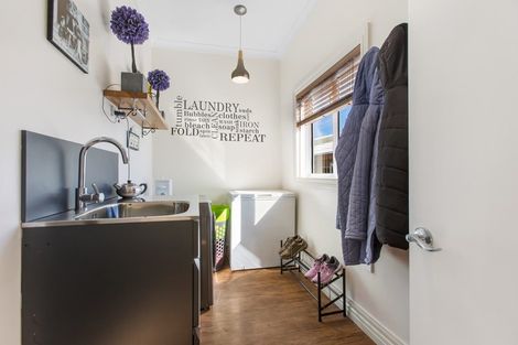 Photo of property in 10 Thomas Street, Ranfurly, 9332