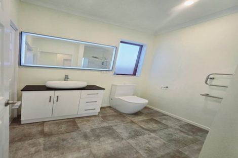 Photo of property in 3/48 Pooks Road, Ranui, Auckland, 0612