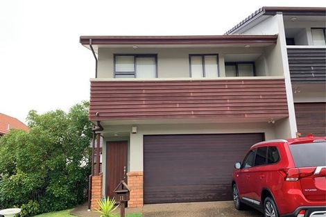 Photo of property in 11 Greenbough Lane, Greenhithe, Auckland, 0632