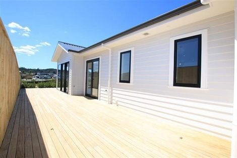 Photo of property in 41 Ara Kakara Avenue, Huapai, Kumeu, 0810