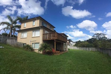 Photo of property in 76 Laurel Oak Drive, Schnapper Rock, Auckland, 0632