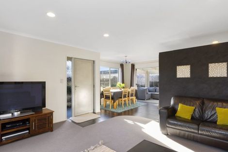 Photo of property in 61b Dickson Road, Papamoa Beach, Papamoa, 3118