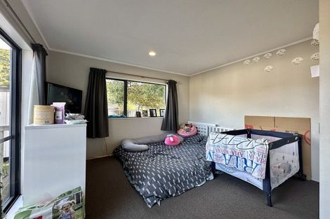 Photo of property in 15a Black Beech Street, Birchville, Upper Hutt, 5018