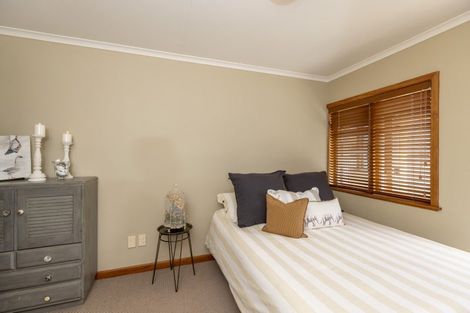 Photo of property in 5 Eatwell Avenue, Paraparaumu Beach, Paraparaumu, 5032