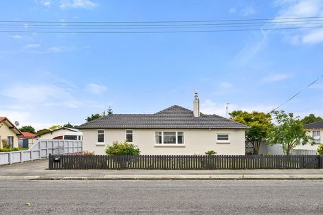 Photo of property in 72 Mcmurdo Street, Tinwald, Ashburton, 7700
