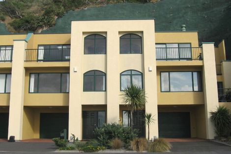 Photo of property in 3/148 Evans Bay Parade, Roseneath, Wellington, 6021