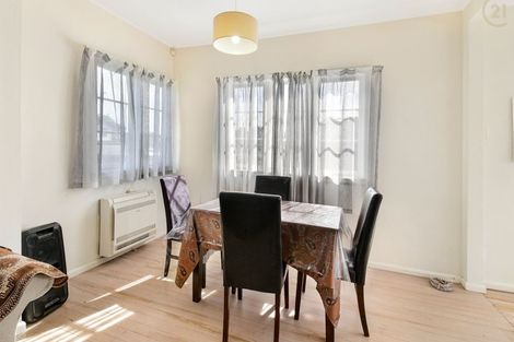 Photo of property in 1/5 Hill Road, Papatoetoe, Auckland, 2025