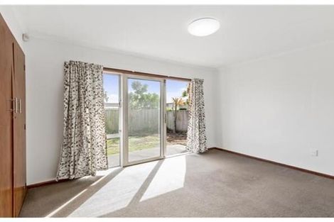 Photo of property in 63 Elizabeth Street, Riccarton, Christchurch, 8041