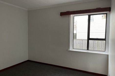 Photo of property in 82 Kauri Street, Miramar, Wellington, 6022