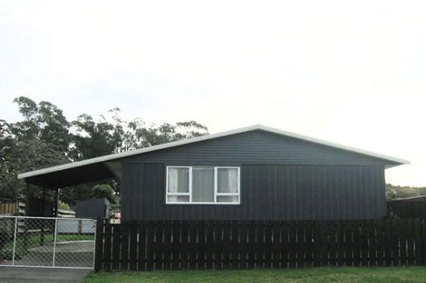 Photo of property in 9 Makarini Street, Paraparaumu, 5032