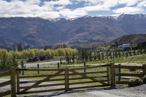 Photo of property in 20 Sugarloaf Drive, Mount Pisa, Cromwell, 9384