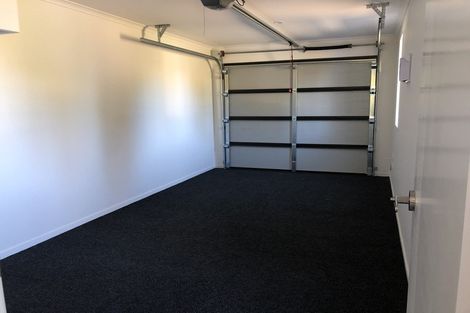 Photo of property in 4 Pickering Crescent, Chedworth, Hamilton, 3210