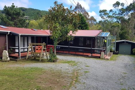 Photo of property in 694 Whitemans Valley Road, Whitemans Valley, Upper Hutt, 5371