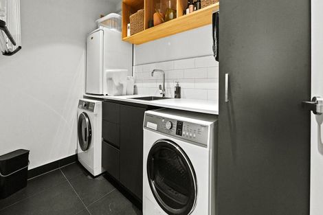 Photo of property in 10/243 Cambridge Terrace, Christchurch Central, Christchurch, 8013