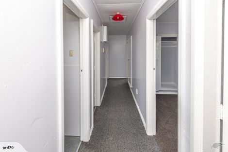 Photo of property in 180 Puriri Street, Castlecliff, Whanganui, 4501