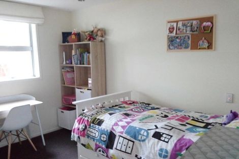 Photo of property in 32d Ainslee Street, Highlands Park, New Plymouth, 4312