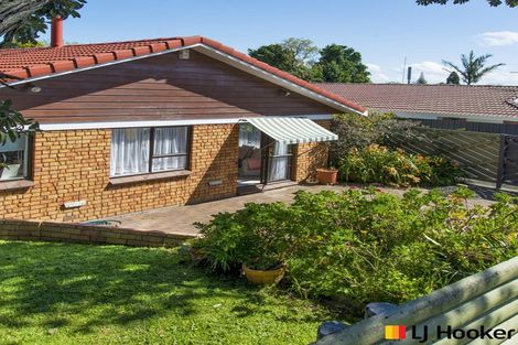 Photo of property in 1/529 Weymouth Road, Weymouth, Auckland, 2103