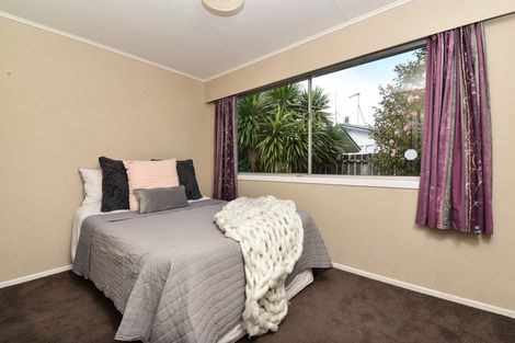 Photo of property in 16 Forth Crescent, Glenview, Hamilton, 3206