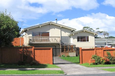Photo of property in 8 Imogene Way, Half Moon Bay, Auckland, 2012