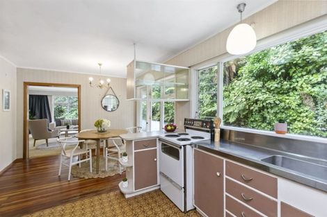 Photo of property in 160 Parkvale Road, Karori, Wellington, 6012