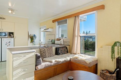 Photo of property in 5 Toi Street, Otaki Beach, Otaki, 5512