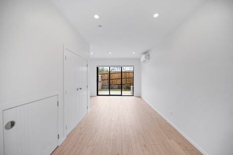 Photo of property in 7/97 Atkinson Road, Titirangi, Auckland, 0604