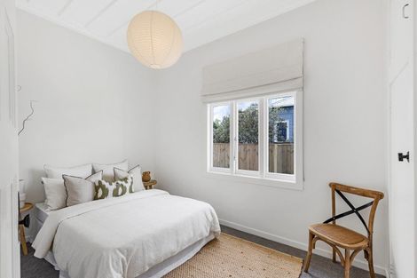 Photo of property in 11 Rosalie Terrace, Kelvin Grove, Palmerston North, 4414