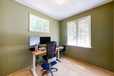 Photo of property in 317 Main Road, Tawa, Wellington, 5028