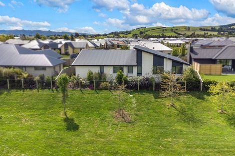 Photo of property in 22 Deans Place, Amberley, 7410