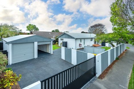 Photo of property in 86 Englefield Road, Northwood, Christchurch, 8051