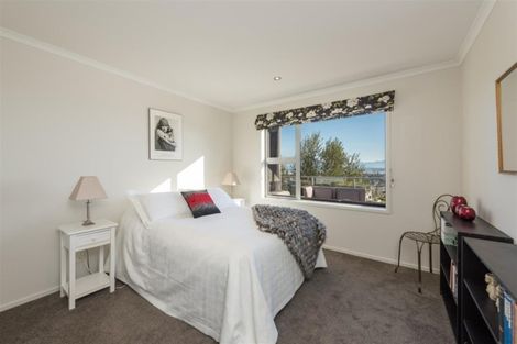 Photo of property in 8 Berkshire Place, Stoke, Nelson, 7011