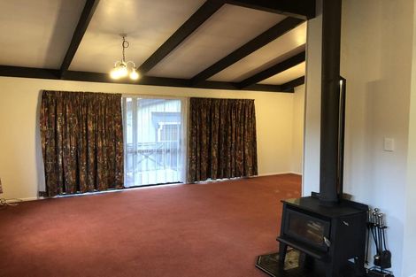 Photo of property in 105 Poplar Grove, Whalers Gate, New Plymouth, 4310