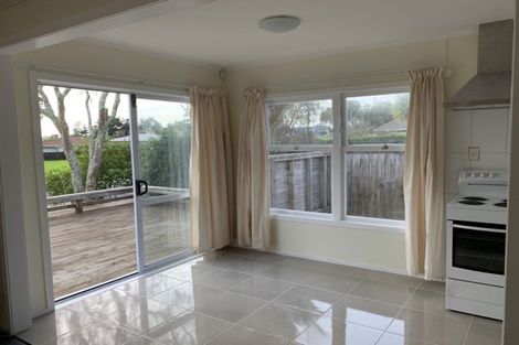 Photo of property in 26 Tiraumea Drive, Pakuranga, Auckland, 2010