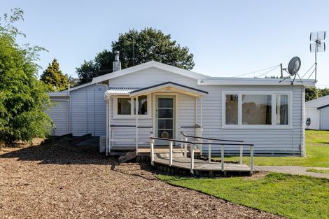 Photo of property in 12 Mara Street, Mangatainoka, Pahiatua, 4982