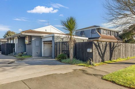 Photo of property in 1/185 Queenspark Drive, Parklands, Christchurch, 8083