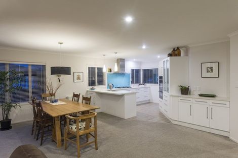 Photo of property in 48a Churchill Avenue, Hokowhitu, Palmerston North, 4410